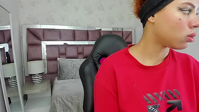 Snapshot of tamararose1 chatting on March 19, 2025, 9:38 am tamararose1 online show from March 19, 2025, 9:38 am