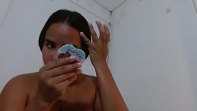 Roxy Stonee online show from November 13, 2025, 7:24 pm