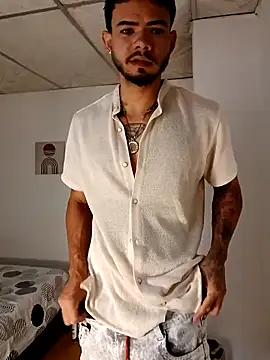 Snapshot of Niick01_ chatting on October 23, 2025, 7:45 pm Niick01 online show from October 23, 2025, 7:45 pm