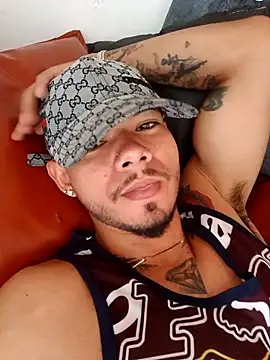 Snapshot of Niick01_ chatting on November 5, 2025, 4:29 pm Niick01 online show from November 5, 2025, 4:29 pm