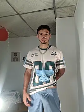 Snapshot of Niick01_ chatting on November 11, 2025, 7:36 pm Niick01 online show from November 11, 2025, 7:36 pm