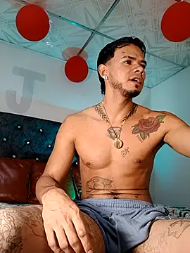 Snapshot of Niick01_ chatting on November 15, 2025, 9:54 pm Niick01 online show from November 15, 2025, 9:54 pm