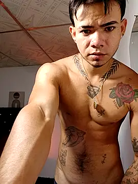 Snapshot of Niick01_ chatting on December 4, 2025, 5:54 pm Niick01 online show from December 4, 2025, 5:54 pm