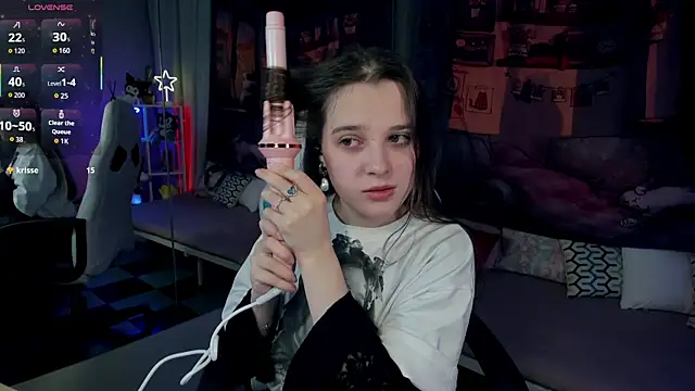 kaisajenner online show from December 20, 2025, 5:53 pm