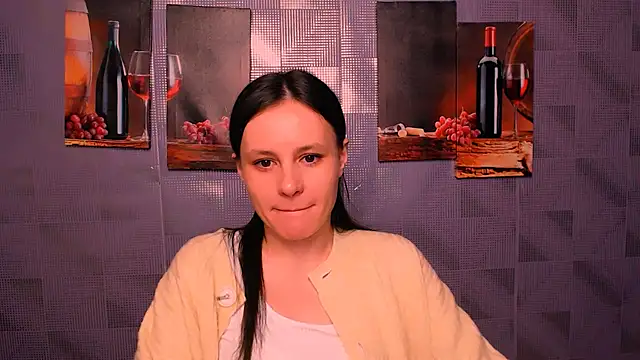 Snapshot of ValeriaHeart_ chatting on February 5, 2025, 7:29 am ValeriaHeart online show from February 5, 2025, 7:29 am