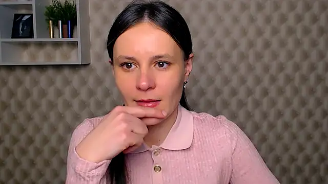 Snapshot of ValeriaHeart_ chatting on February 25, 2025, 12:55 pm ValeriaHeart online show from February 25, 2025, 12:55 pm