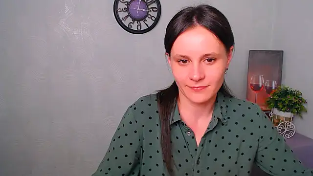 Snapshot of ValeriaHeart_ chatting on February 27, 2025, 7:04 pm ValeriaHeart online show from February 27, 2025, 7:04 pm