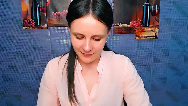 Snapshot of ValeriaHeart_ chatting on March 14, 2025, 7:01 pm ValeriaHeart online show from March 14, 2025, 7:01 pm