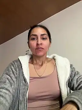 Snapshot of Sofiadelacruz chatting on July 12, 2026, 1:57 pm Sofiadelacruz online show from July 12, 2026, 1:57 pm