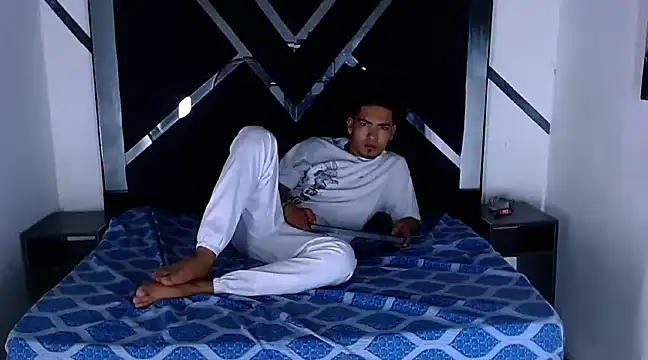 LihanJor 23 online show from February 2, 2025, 9:08 am