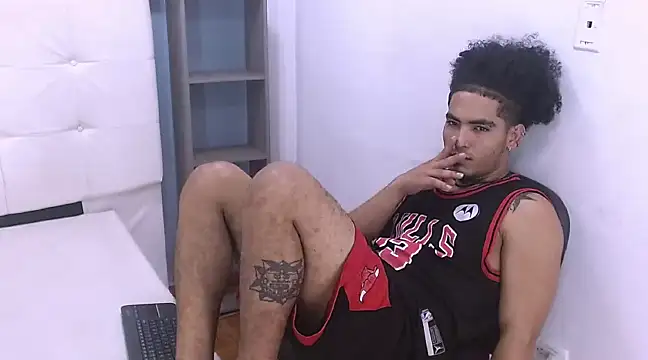 LihanJor 23 online show from February 13, 2025, 10:23 am