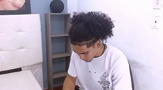 LihanJor 23 online show from February 15, 2025, 2:04 am