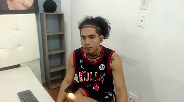 LihanJor 23 online show from February 21, 2025, 12:17 pm