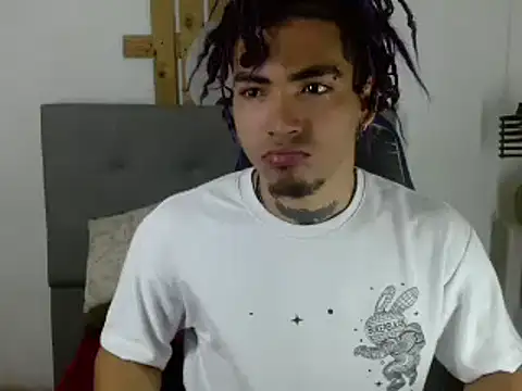 LihanJor 23 online show from March 19, 2025, 4:14 am