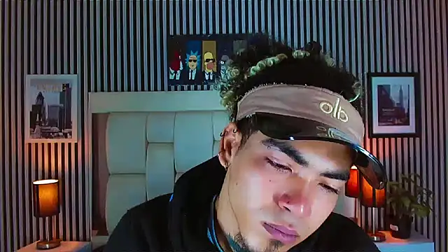 LihanJor 23 online show from November 2, 2025, 11:56 am