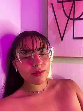 Snapshot of megan_cl chatting on February 18, 2025, 3:31 am megan cl online show from February 18, 2025, 3:31 am