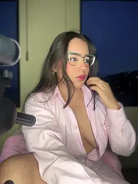 megan cl online show from December 2, 2025, 11:23 pm