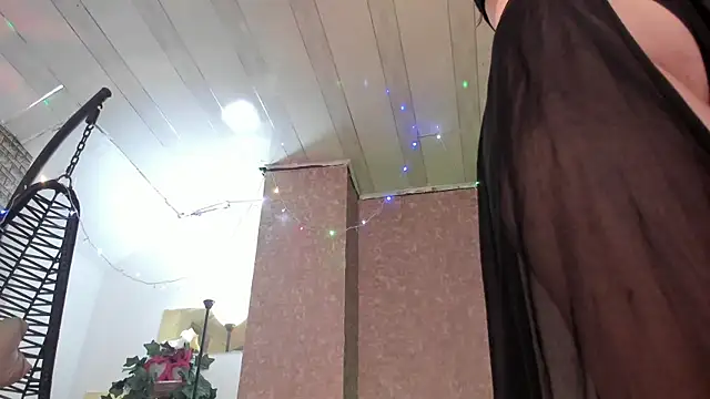 Snapshot of FelicitaSweet chatting on February 28, 2025, 10:39 pm FelicitaSweet online show from February 28, 2025, 10:39 pm