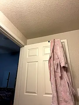 Snapshot of Chubby-Kat50 chatting on January 11, 2026, 9:20 pm Chubby-Kat50 online show from January 11, 2026, 9:20 pm