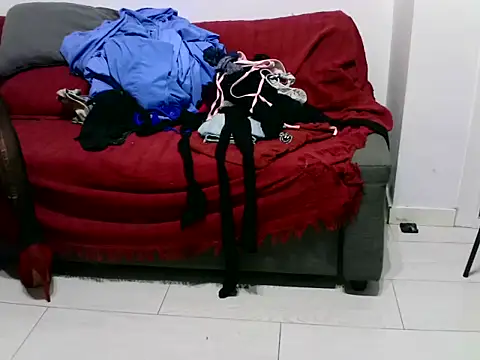 shineofcrazy online show from November 3, 2025, 5:36 pm