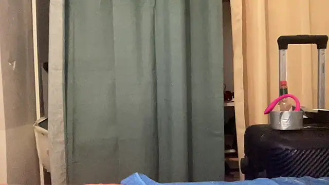 shineofcrazy online show from November 6, 2025, 1:17 am