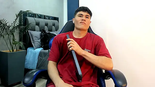 roan birkin online show from November 10, 2025, 7:57 pm