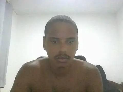 Snapshot of ONegodoce25 chatting on May 26, 2026, 9:44 pm ONegodoce25 online show from May 26, 2026, 9:44 pm