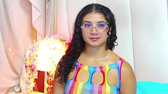 Snapshot of GinevraCarusso chatting on September 11, 2025, 6:19 pm GinevraCarusso online show from September 11, 2025, 6:19 pm