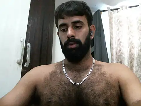 Snapshot of indianhairybull chatting on April 18, 2026, 5:11 am indianhairybull online show from April 18, 2026, 5:11 am