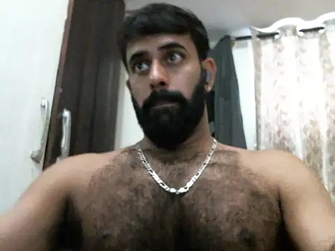 Snapshot of indianhairybull chatting on April 20, 2026, 4:59 am indianhairybull online show from April 20, 2026, 4:59 am