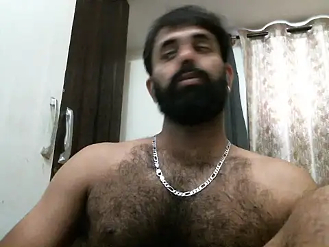 Snapshot of indianhairybull chatting on April 29, 2026, 4:49 am indianhairybull online show from April 29, 2026, 4:49 am