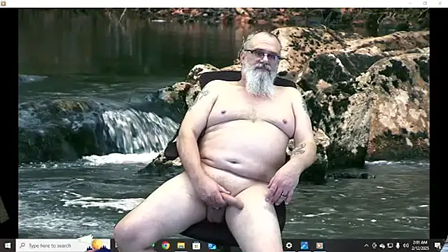 Snapshot of BigManCandy chatting on February 12, 2025, 7:02 am BigManCandy online show from February 12, 2025, 7:02 am