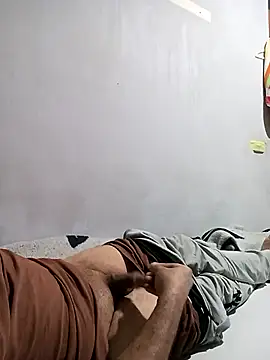 Snapshot of Zaberpop chatting on February 18, 2026, 5:42 pm Zaberpop online show from February 18, 2026, 5:42 pm