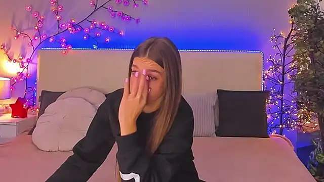 melissacrayzy online show from March 12, 2026, 6:08 am