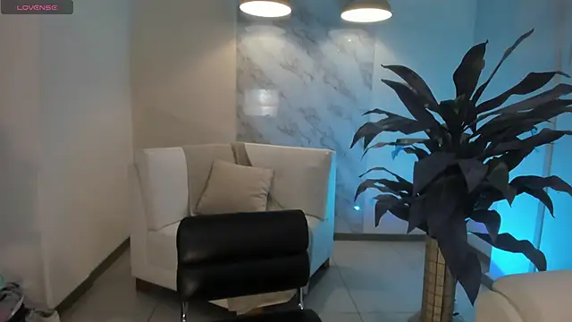 BeccaBaxter online show from September 19, 2025, 6:41 pm