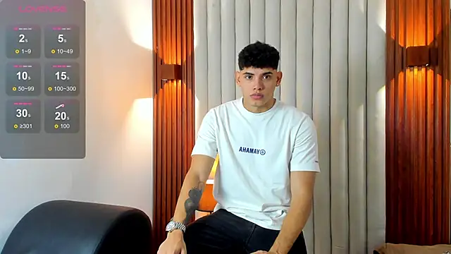 Justin mack online show from November 17, 2025, 11:38 am