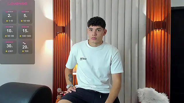 Justin mack online show from December 4, 2025, 7:22 pm