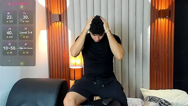 Justin mack online show from December 15, 2025, 7:07 pm