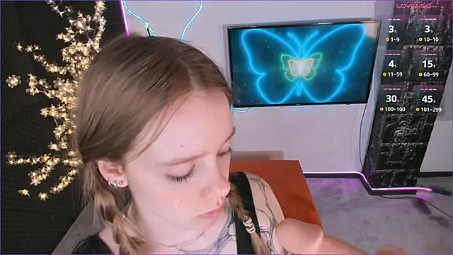 kitness sky online show from February 9, 2025, 12:52 pm