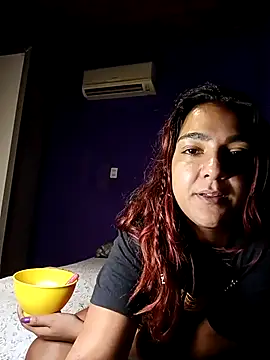 Pantaneirasexy online show from November 15, 2025, 5:42 pm