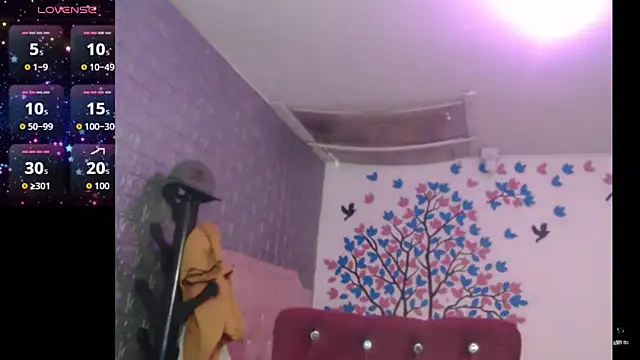 Snapshot of AngelaTurizo chatting on September 27, 2025, 9:31 pm AngelaTurizo online show from September 27, 2025, 9:31 pm