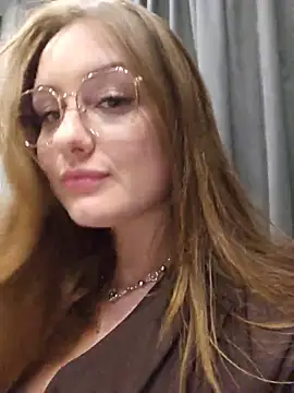 Snapshot of Kendra_Parlow chatting on July 9, 2026, 9:08 pm Kendra Parlow online show from July 9, 2026, 9:08 pm