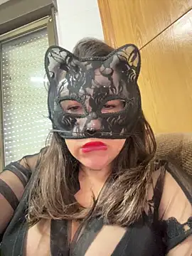 Snapshot of laarti chatting on December 22, 2025, 9:17 am laarti online show from December 22, 2025, 9:17 am