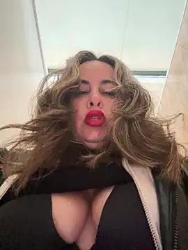 Snapshot of laarti chatting on February 13, 2026, 10:55 am laarti online show from February 13, 2026, 10:55 am