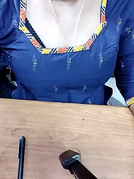 Tamil Radha online show from November 11, 2025, 9:20 am