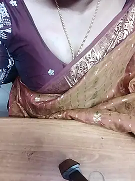 Tamil Radha online show from November 22, 2025, 5:45 pm