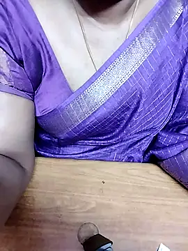 Tamil Radha online show from December 4, 2025, 12:53 am