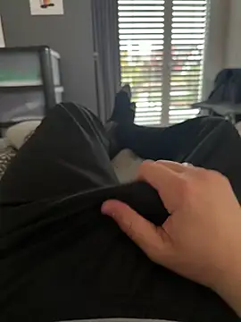 colin1277 online show from April 13, 2026, 4:45 pm