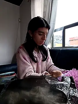 Ariell Kieran online show from March 21, 2025, 7:46 pm