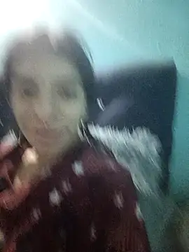 Ariell Kieran online show from November 5, 2025, 3:06 am